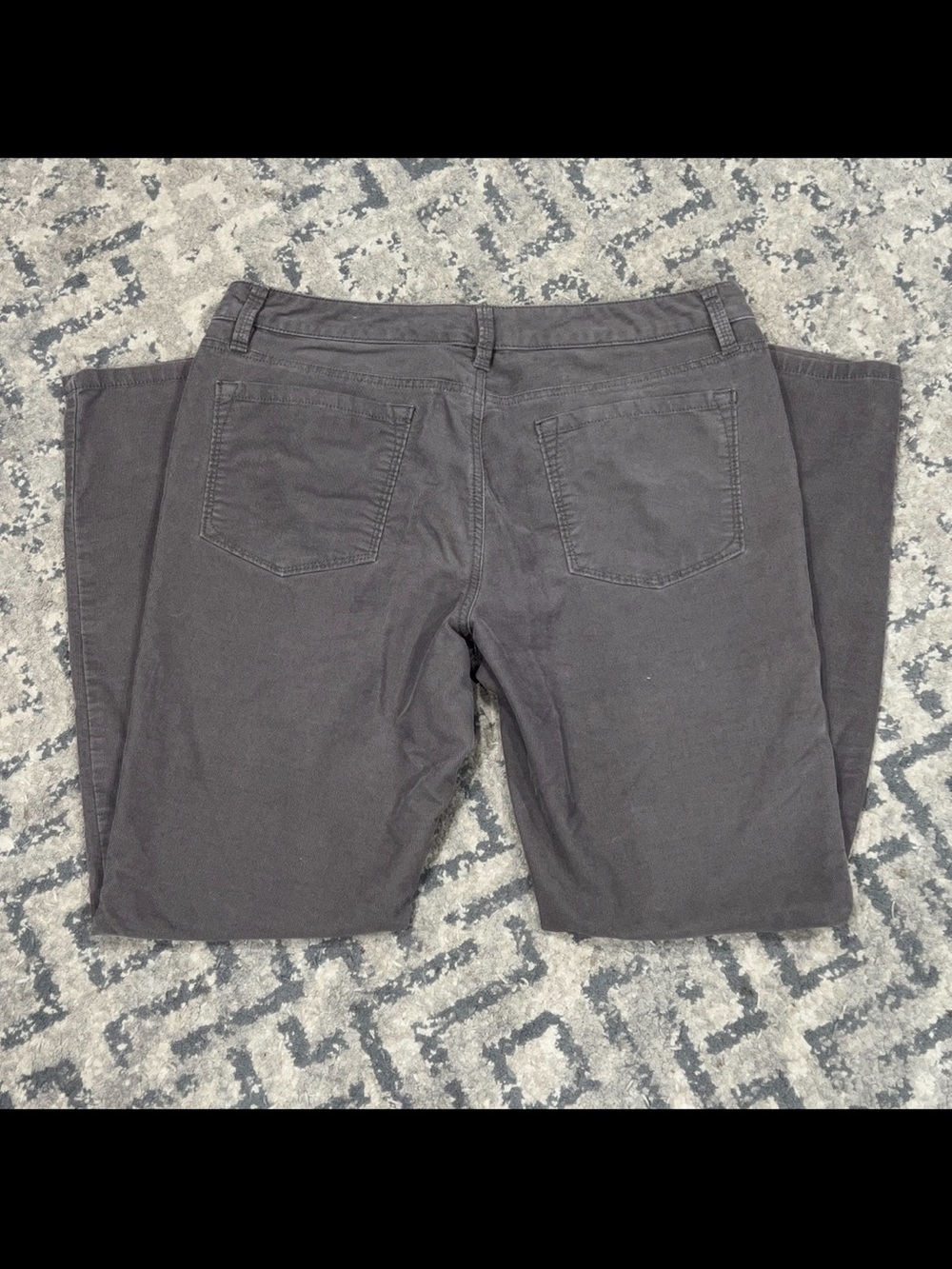Women’s gray corduroy pants Ann Taylor Loft Modern Skinny Size 12. - Picture 4 of 4